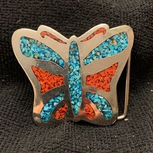 Butterfly belt buckle